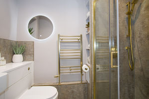 Photo 11- click for photo gallery